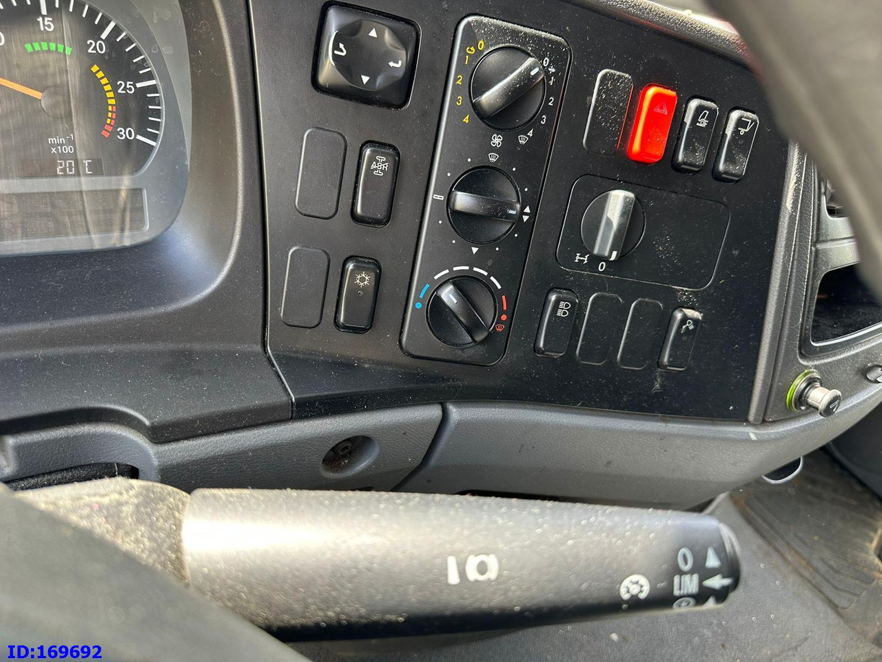 Truk berpendingin MERCEDES-BENZ Atego 1218 - Euro5: gambar 20