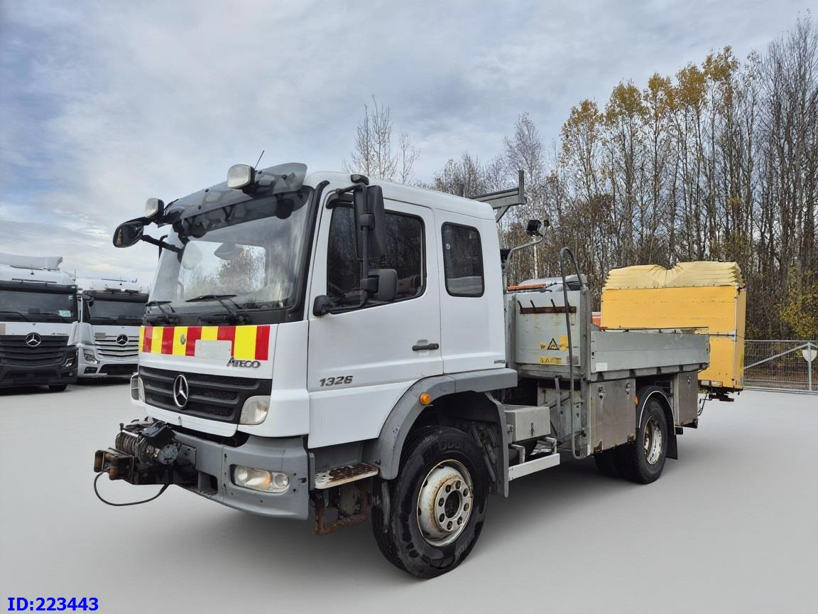MERCEDES-BENZ Atego 1326 4×4 - Truk flatbed: gambar 1 MERCEDES-BENZ Atego 1326 4×4 - Truk flatbed: gambar 1