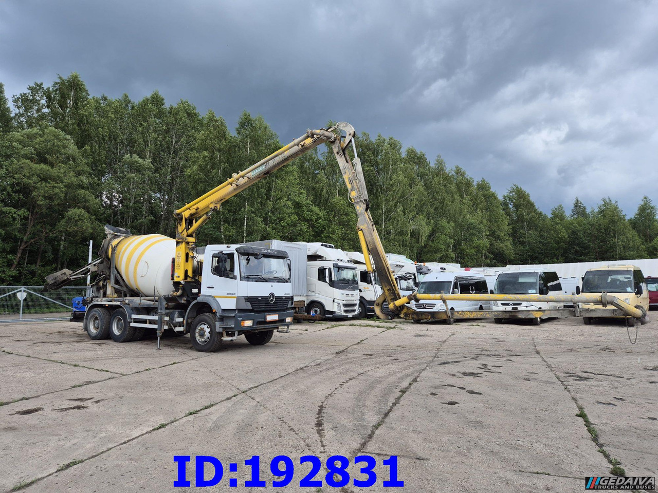 MERCEDES-BENZ Atego 2628 6x4 Schwing 17m 9m3 - Truk pompa beton: gambar 4 MERCEDES-BENZ Atego 2628 6x4 Schwing 17m 9m3 - Truk pompa beton: gambar 4