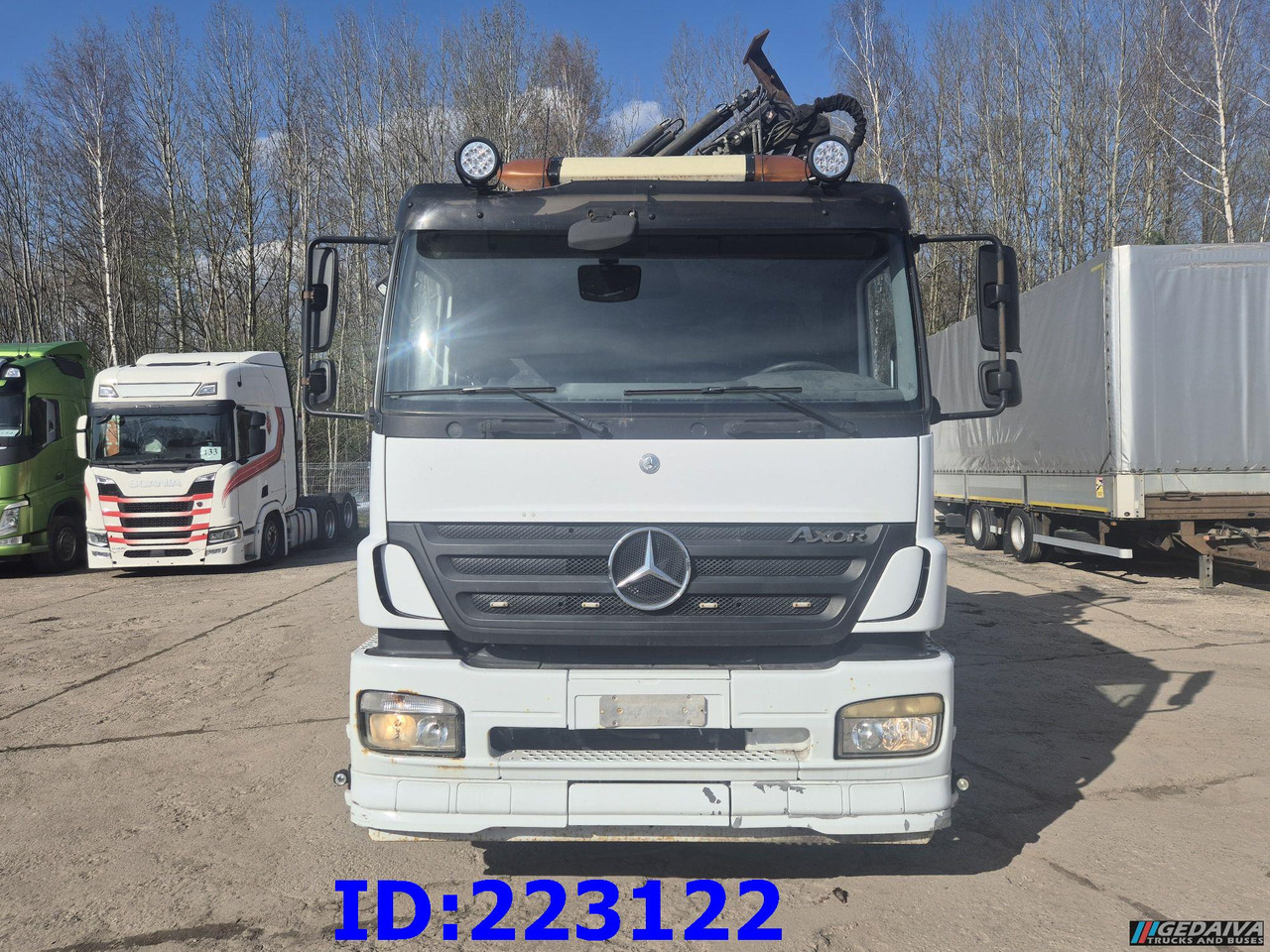 MERCEDES-BENZ Axor 2533 6x2 + Atlas 332.3E Crane - Truk jungkit: gambar 2 MERCEDES-BENZ Axor 2533 6x2 + Atlas 332.3E Crane - Truk jungkit: gambar 2