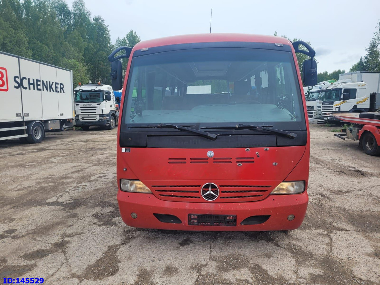 MERCEDES-BENZ Medio 26 Seat - Bus pariwisata: gambar 2 MERCEDES-BENZ Medio 26 Seat - Bus pariwisata: gambar 2
