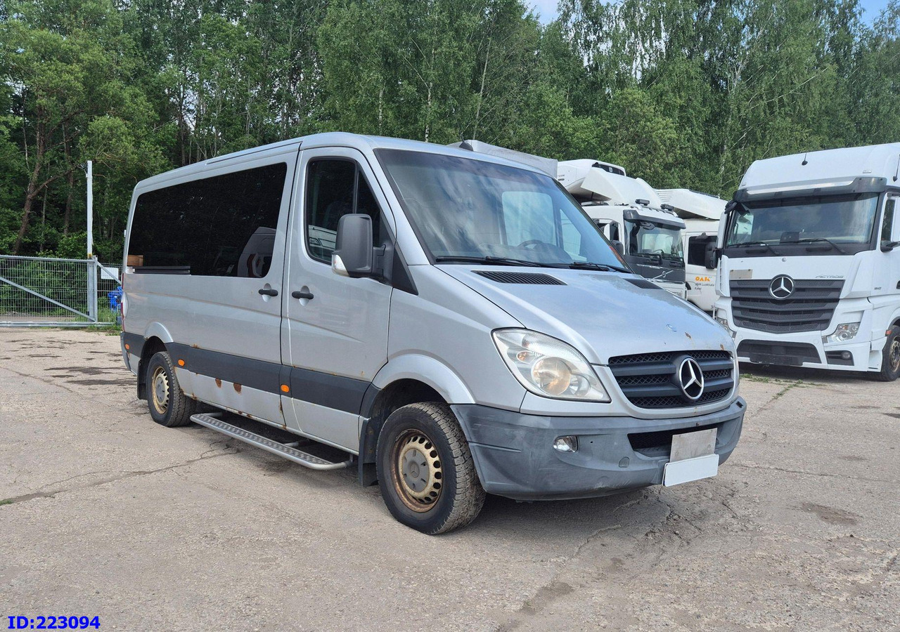 MERCEDES-BENZ Sprinter 315 Prostyle - Bus pariwisata: gambar 4 MERCEDES-BENZ Sprinter 315 Prostyle - Bus pariwisata: gambar 4