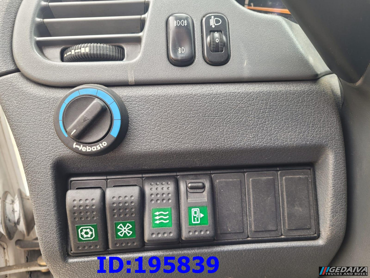 Bus pariwisata MERCEDES-BENZ Sprinter 416 Pegabus 17place: gambar 10