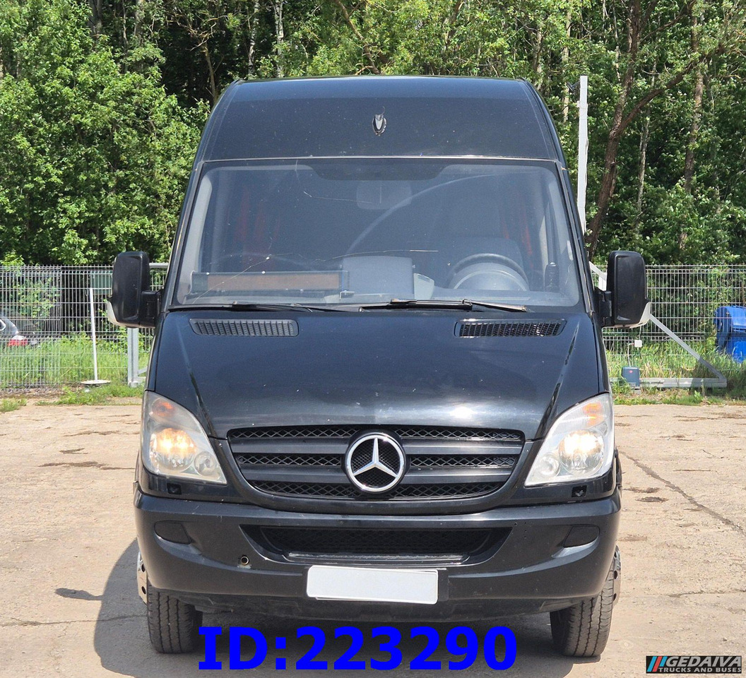 MERCEDES-BENZ Sprinter 515 - 23 places - Bus pariwisata: gambar 2 MERCEDES-BENZ Sprinter 515 - 23 places - Bus pariwisata: gambar 2