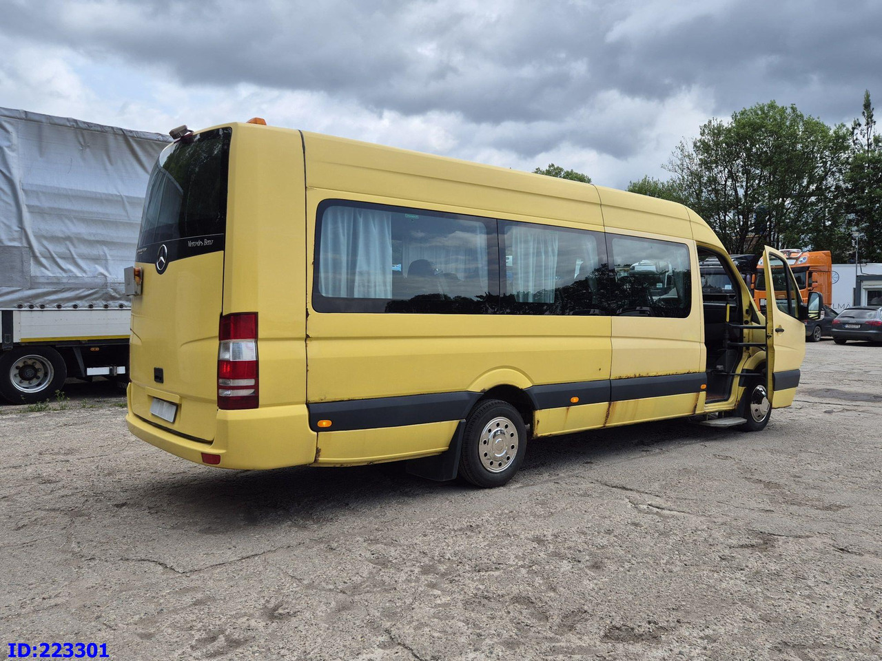 MERCEDES-BENZ Sprinter 515 TRANSFER 23 PLACES - Bus pariwisata: gambar 5 MERCEDES-BENZ Sprinter 515 TRANSFER 23 PLACES - Bus pariwisata: gambar 5
