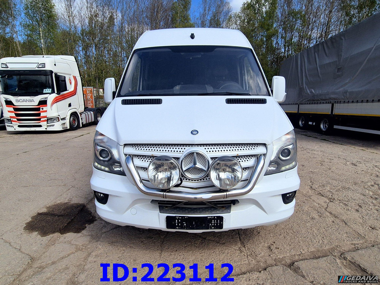 MERCEDES-BENZ Sprinter 516 - Prostyle VIP - 18-Place - Bus pariwisata: gambar 2 MERCEDES-BENZ Sprinter 516 - Prostyle VIP - 18-Place - Bus pariwisata: gambar 2