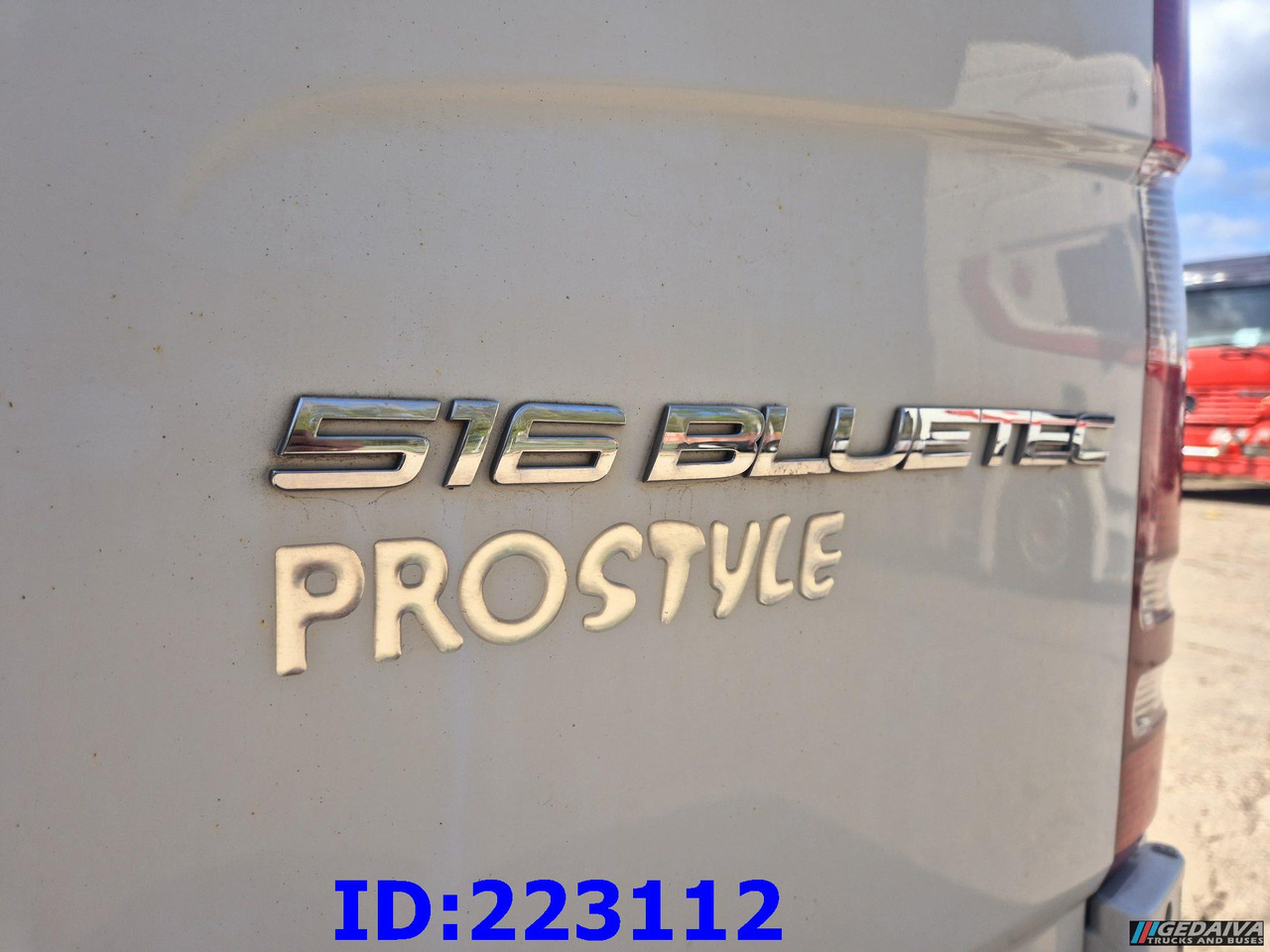 MERCEDES-BENZ Sprinter 516 - Prostyle VIP - 18-Place - Bus pariwisata: gambar 5 MERCEDES-BENZ Sprinter 516 - Prostyle VIP - 18-Place - Bus pariwisata: gambar 5