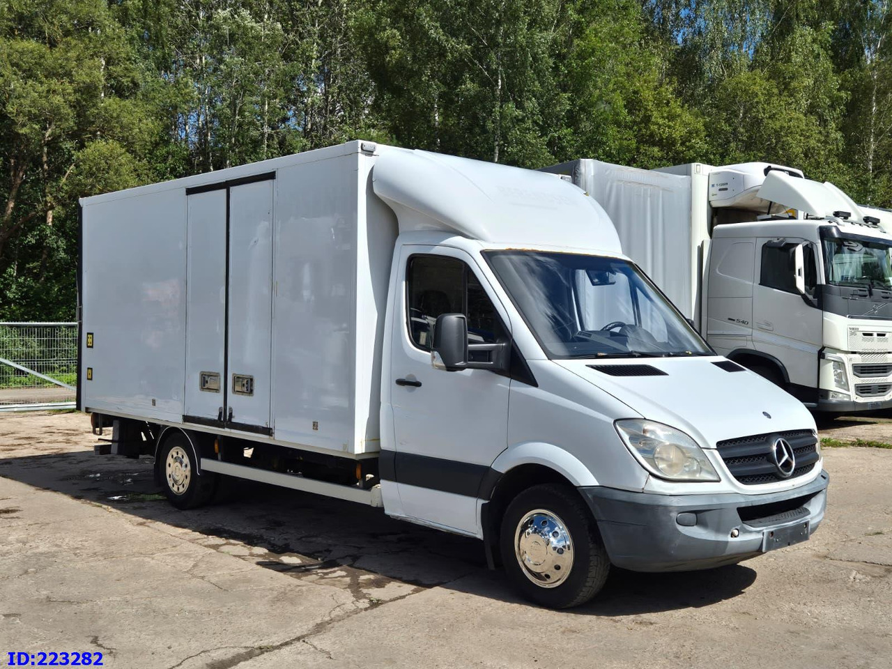 MERCEDES-BENZ Sprinter 516 SUPER - Van box: gambar 4 MERCEDES-BENZ Sprinter 516 SUPER - Van box: gambar 4