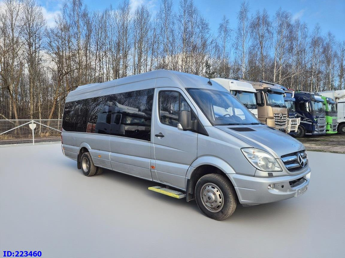 MERCEDES-BENZ Sprinter 516 - VIP - 17 places (Engine defect) - Bus pariwisata: gambar 4 MERCEDES-BENZ Sprinter 516 - VIP - 17 places (Engine defect) - Bus pariwisata: gambar 4