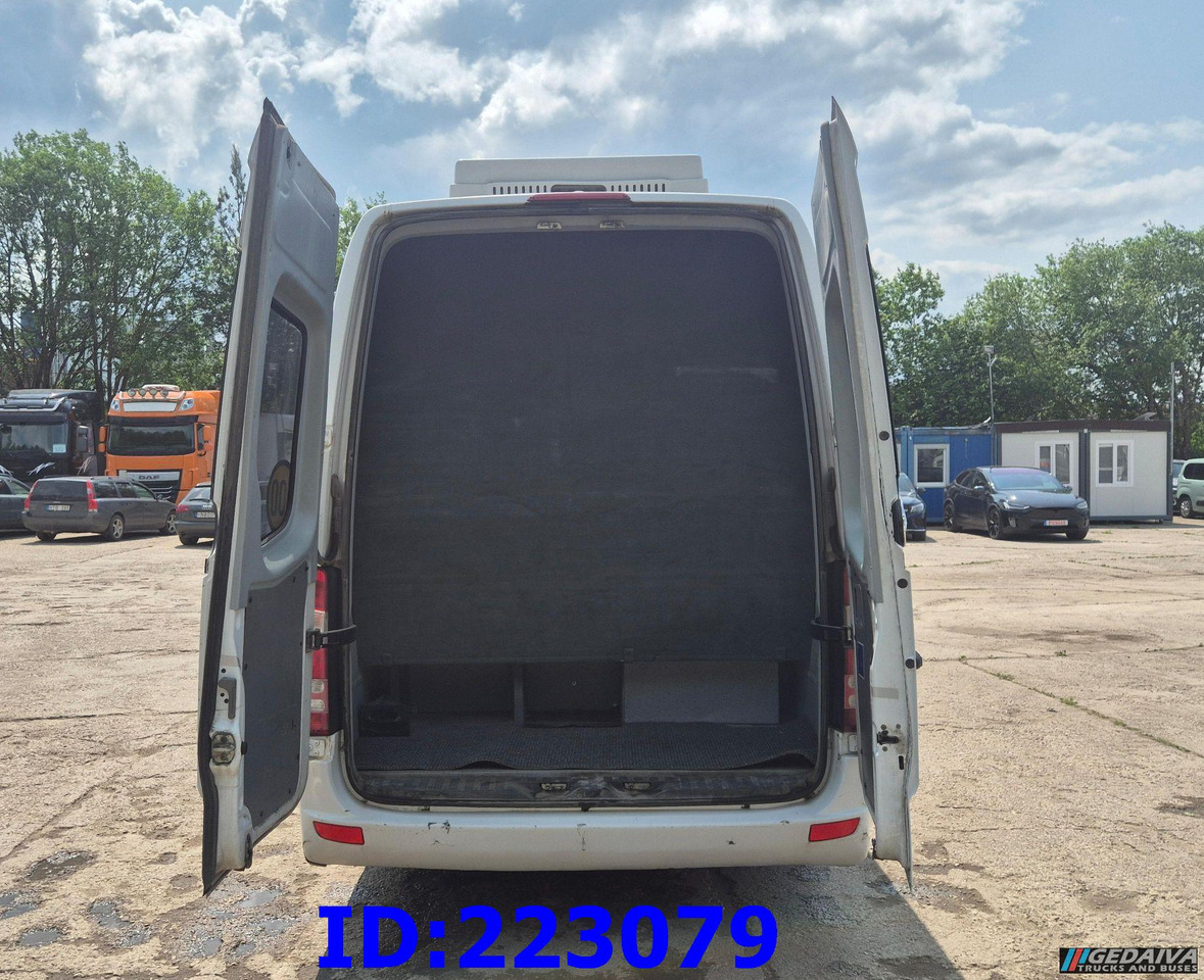MERCEDES-BENZ Sprinter 516 - VIP - Euro6 - 17 places - Bus pariwisata: gambar 5 MERCEDES-BENZ Sprinter 516 - VIP - Euro6 - 17 places - Bus pariwisata: gambar 5