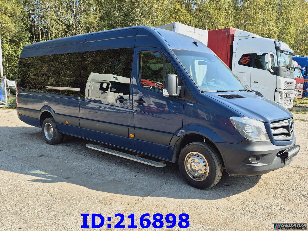 MERCEDES-BENZ Sprinter 516 - VIP - Tamlans 16-seater - Bus pariwisata: gambar 4 MERCEDES-BENZ Sprinter 516 - VIP - Tamlans 16-seater - Bus pariwisata: gambar 4