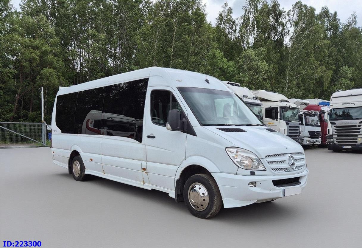 MERCEDES-BENZ Sprinter 518 VIP - 17 Seater - Bus mini, Van penumpang: gambar 4 MERCEDES-BENZ Sprinter 518 VIP - 17 Seater - Bus mini, Van penumpang: gambar 4