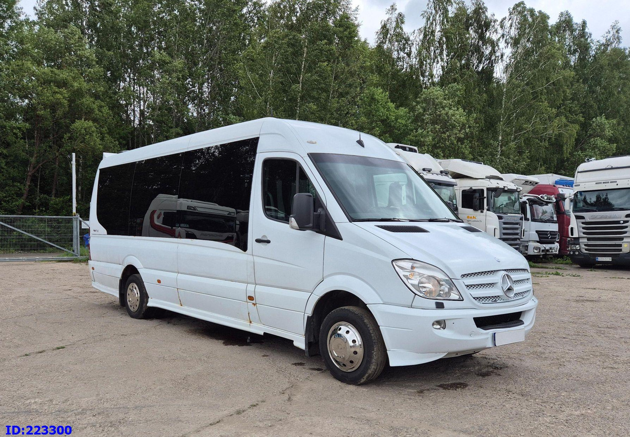 MERCEDES-BENZ Sprinter 518 VIP - 17 Seater - Bus pariwisata: gambar 4 MERCEDES-BENZ Sprinter 518 VIP - 17 Seater - Bus pariwisata: gambar 4