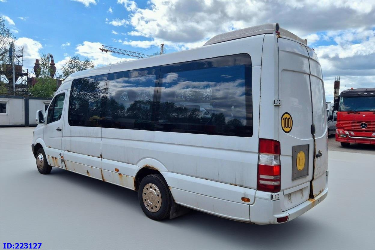 MERCEDES-BENZ Sprinter 518 - VIP -19 Seater - Bus mini, Van penumpang: gambar 5 MERCEDES-BENZ Sprinter 518 - VIP -19 Seater - Bus mini, Van penumpang: gambar 5