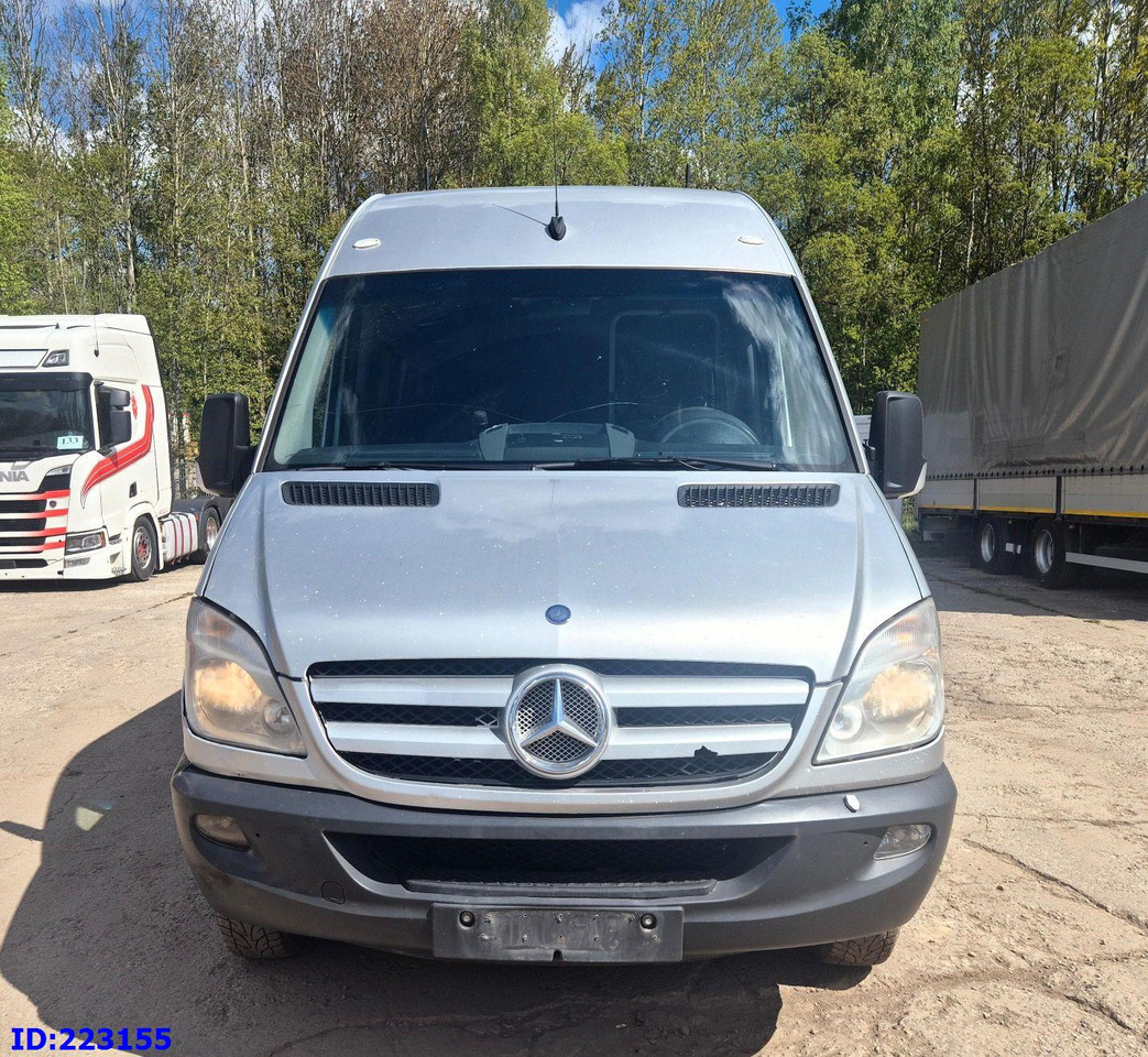MERCEDES-BENZ Sprinter 519 - Prostyle VIP - 17-seater - Bus pariwisata: gambar 2 MERCEDES-BENZ Sprinter 519 - Prostyle VIP - 17-seater - Bus pariwisata: gambar 2