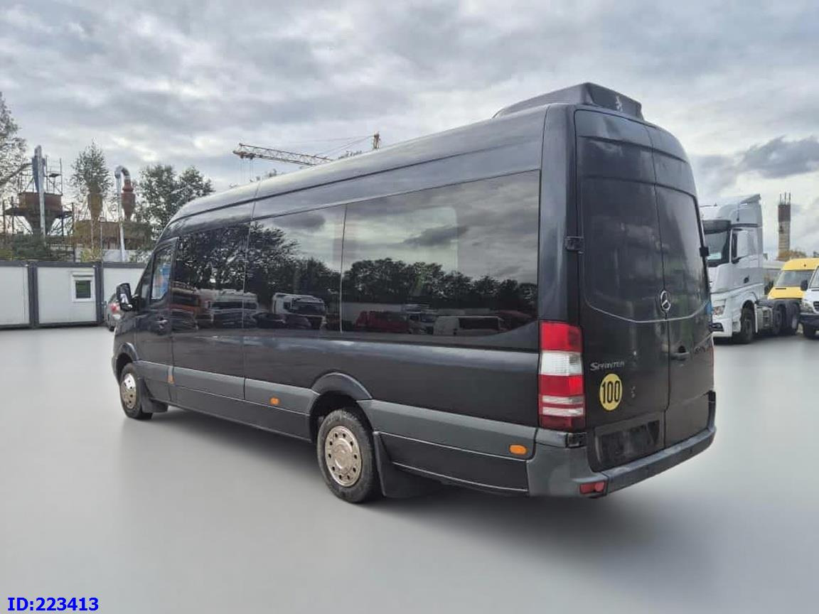 MERCEDES-BENZ Sprinter 519 VIP - 20 Seater - Euro 5 - Bus mini, Van penumpang: gambar 5 MERCEDES-BENZ Sprinter 519 VIP - 20 Seater - Euro 5 - Bus mini, Van penumpang: gambar 5