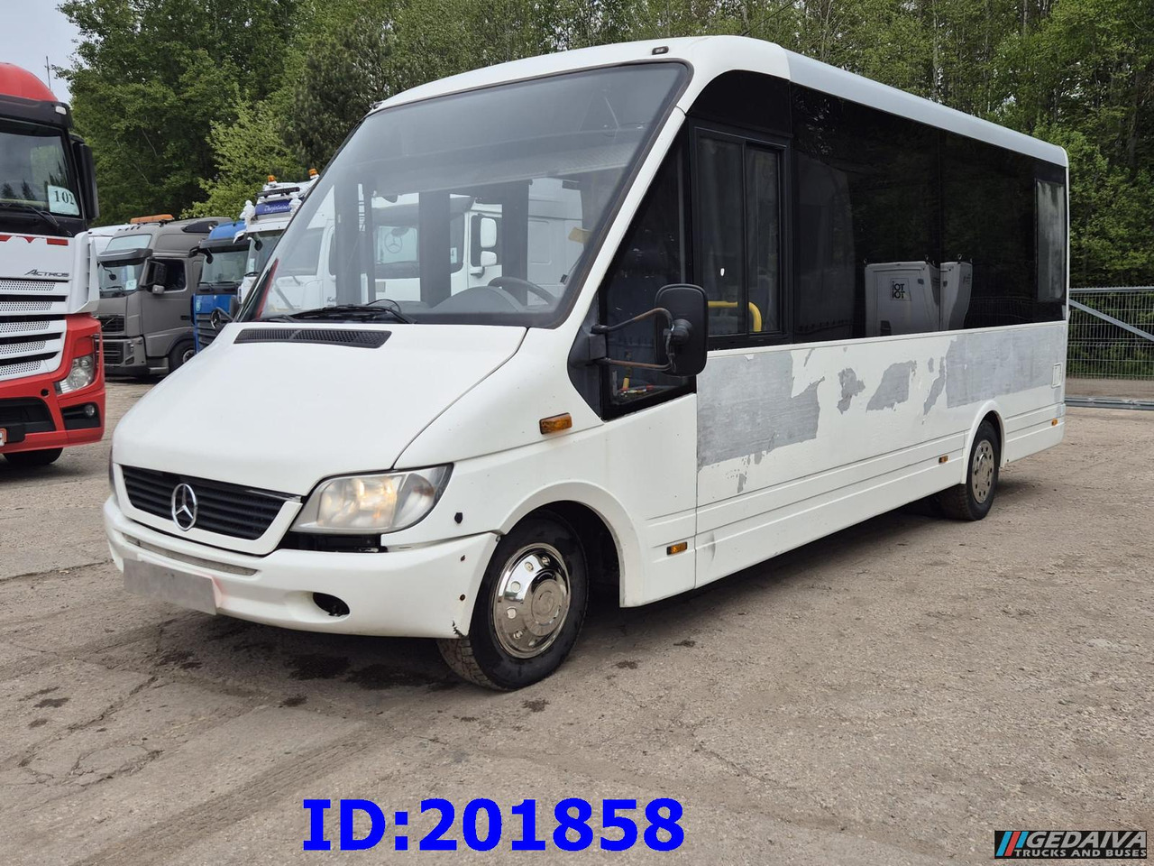 MERCEDES-BENZ Sprinter 616 - 27 Place - Bus kota: gambar 4 MERCEDES-BENZ Sprinter 616 - 27 Place - Bus kota: gambar 4