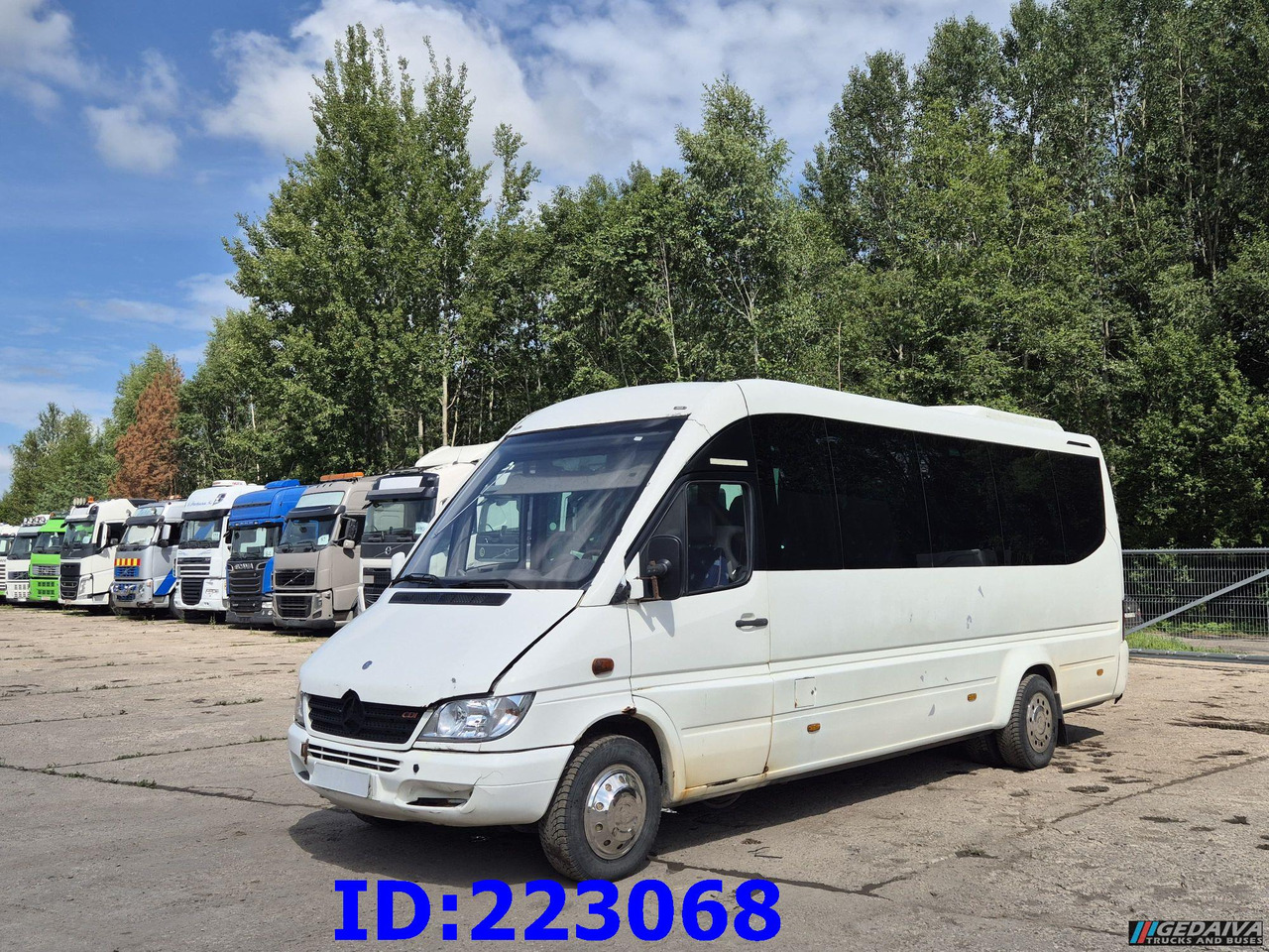 MERCEDES-BENZ Sprinter 616 Sunset 23-Seater - Bus pariwisata: gambar 1 MERCEDES-BENZ Sprinter 616 Sunset 23-Seater - Bus pariwisata: gambar 1
