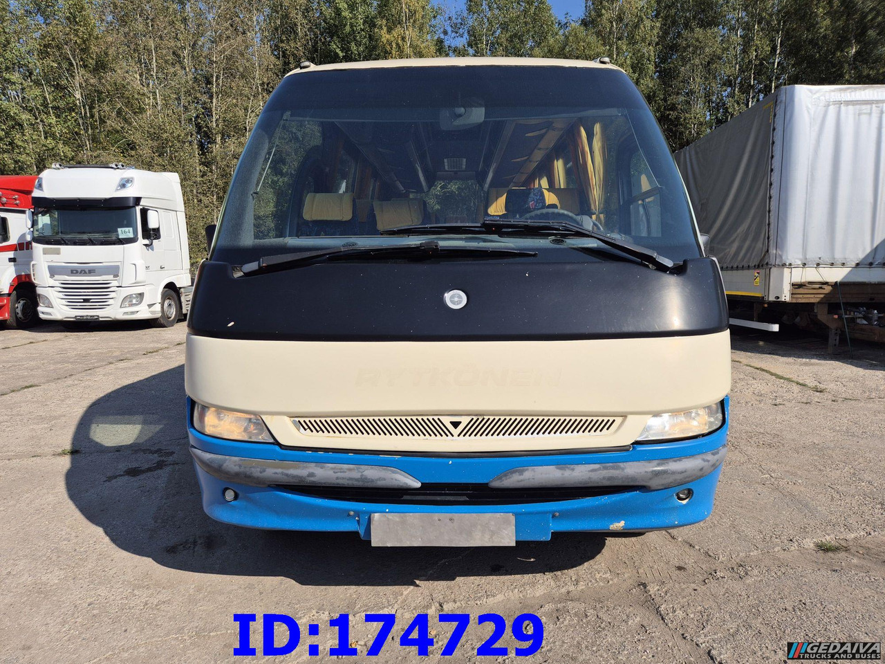 MERCEDES-BENZ Vario 815 26-Seater - Bus pariwisata: gambar 2 MERCEDES-BENZ Vario 815 26-Seater - Bus pariwisata: gambar 2