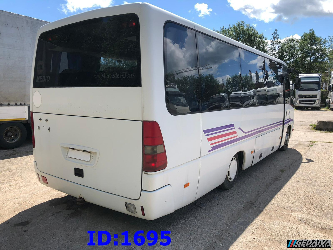 Bus pariwisata MERCEDES-BENZ Vario Medio 815 30-Seater: gambar 8