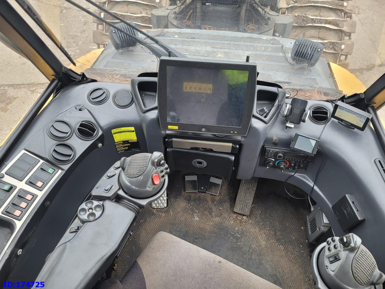 Peralatan pemanen PONSSE FOX 8W: gambar 17 Peralatan pemanen PONSSE FOX 8W: gambar 17