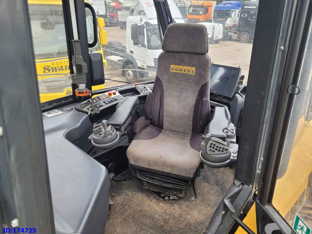 Peralatan pemanen PONSSE FOX 8W: gambar 14 Peralatan pemanen PONSSE FOX 8W: gambar 14