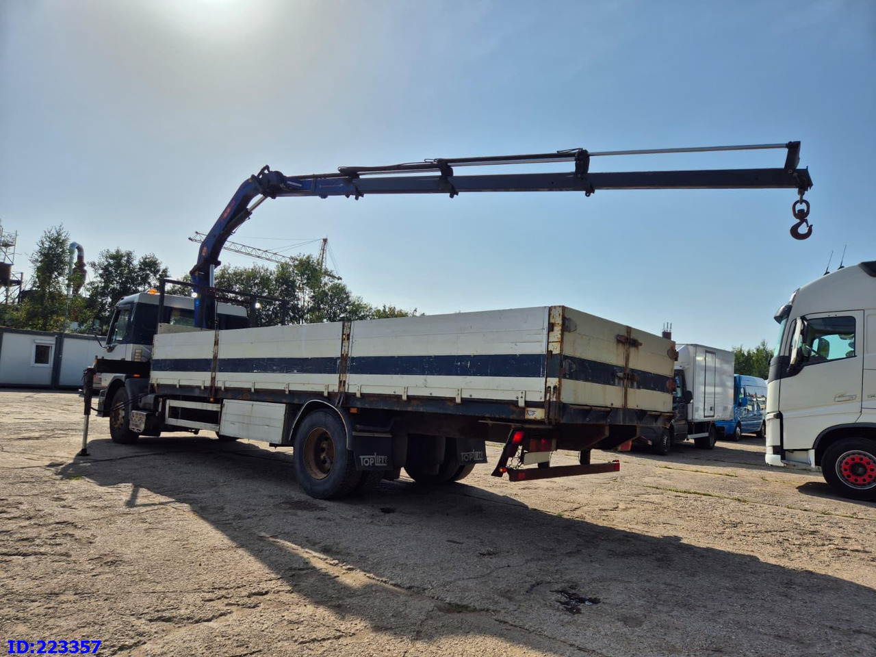 RENAULT Premium 210 4x2 Crane PM - Truk logging: gambar 5 RENAULT Premium 210 4x2 Crane PM - Truk logging: gambar 5