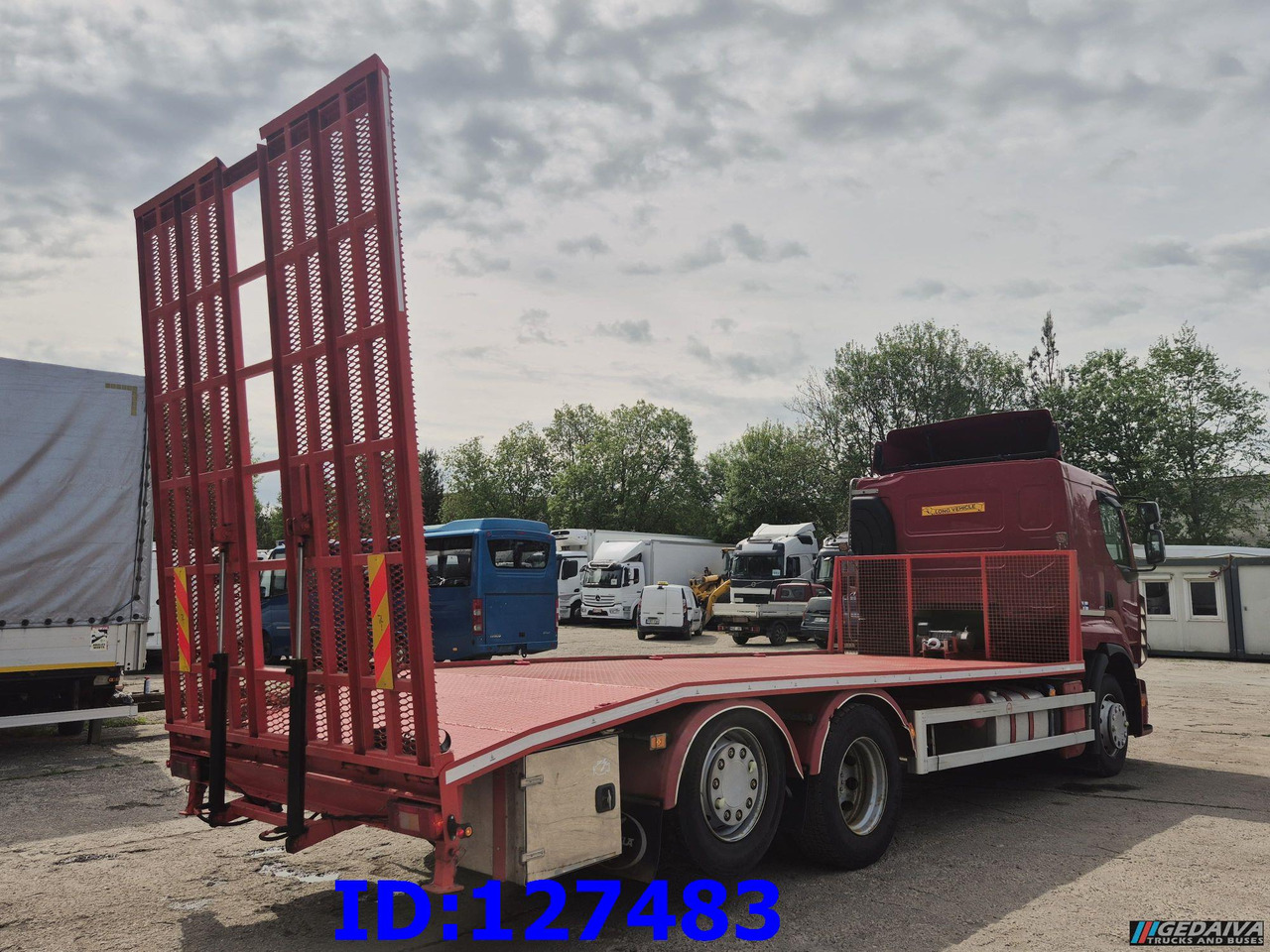 RENAULT Premium 460 6x2 (Steering axel) Euro5 - Truk flatbed: gambar 5 RENAULT Premium 460 6x2 (Steering axel) Euro5 - Truk flatbed: gambar 5