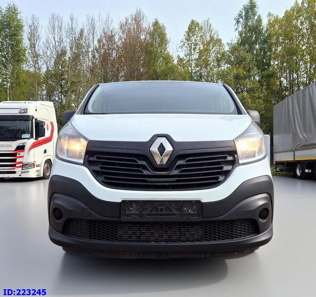 RENAULT Trafic Euro6 - Van kombi: gambar 2 RENAULT Trafic Euro6 - Van kombi: gambar 2