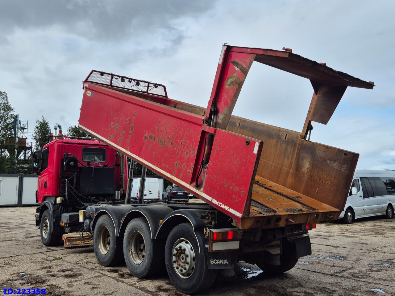 SCANIA R500 8x4 V8 - Truk jungkit: gambar 5 SCANIA R500 8x4 V8 - Truk jungkit: gambar 5