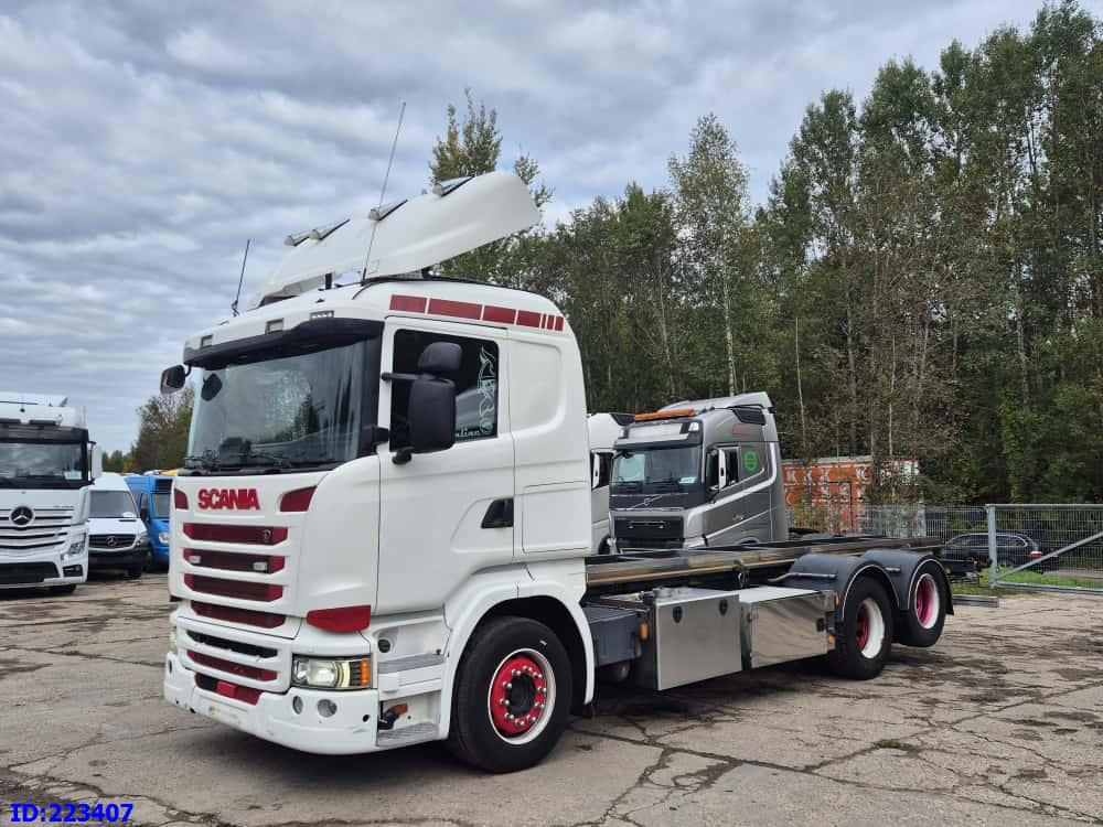 SCANIA R520 6X2 10tyre - Truk sasis: gambar 1 SCANIA R520 6X2 10tyre - Truk sasis: gambar 1
