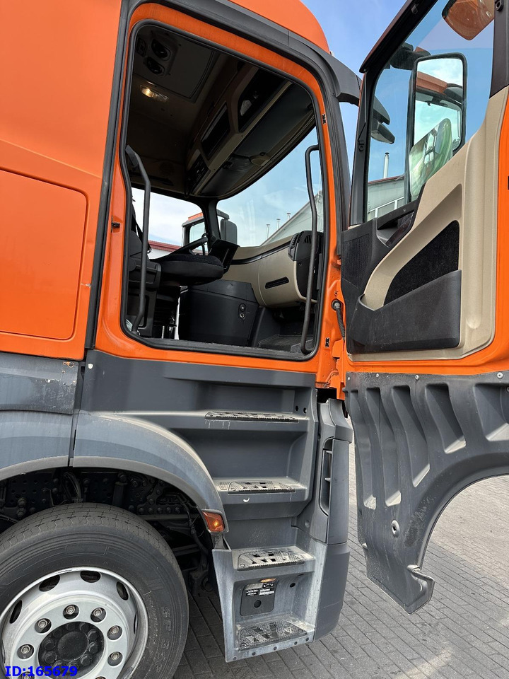 MERCEDES-BENZ Actros 1843 - Mega - Euro6 - Tractor head: gambar 4 MERCEDES-BENZ Actros 1843 - Mega - Euro6 - Tractor head: gambar 4