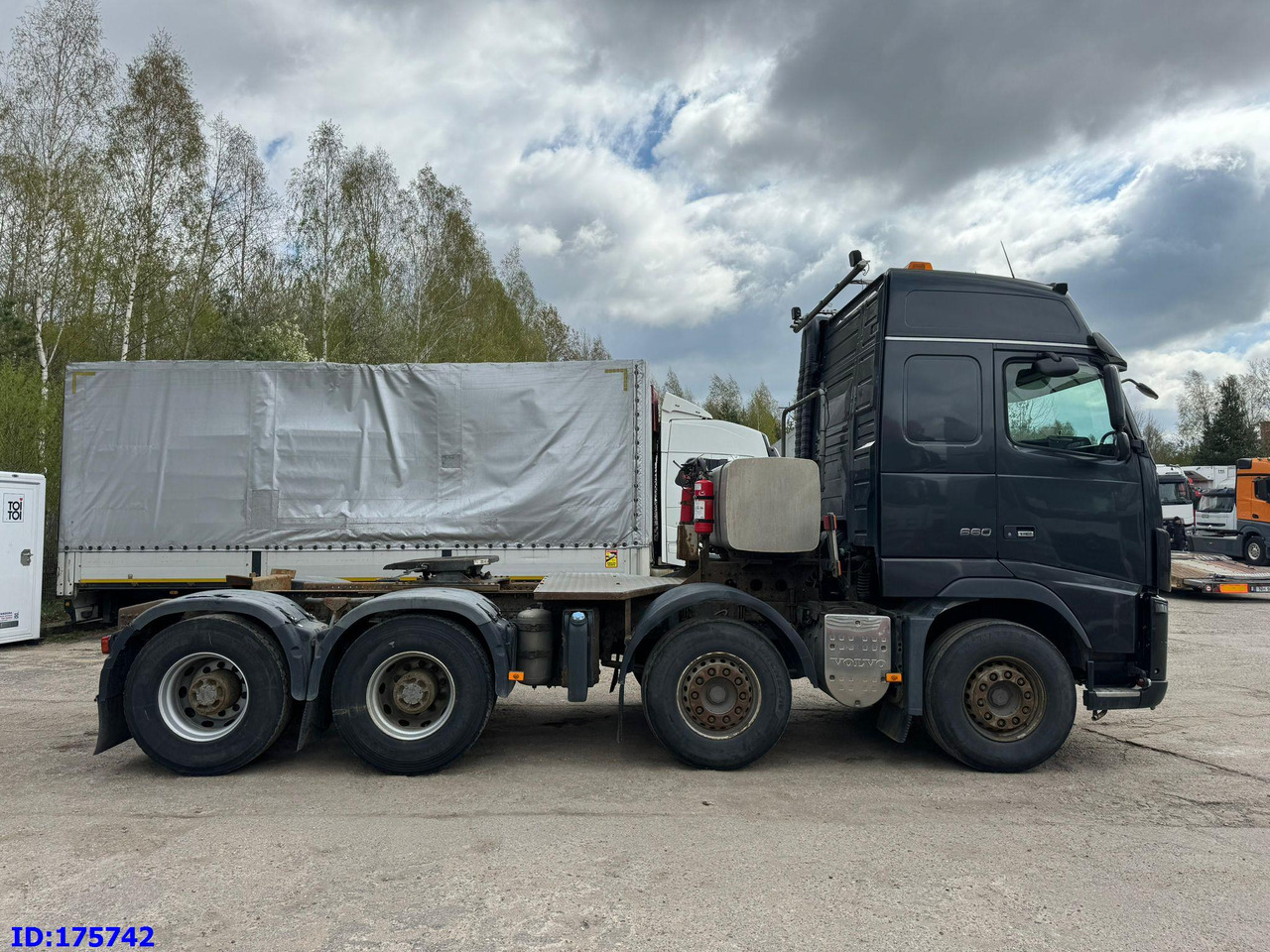 VOLVO FH16 660HP 8x4 - Tractor head: gambar 5 VOLVO FH16 660HP 8x4 - Tractor head: gambar 5