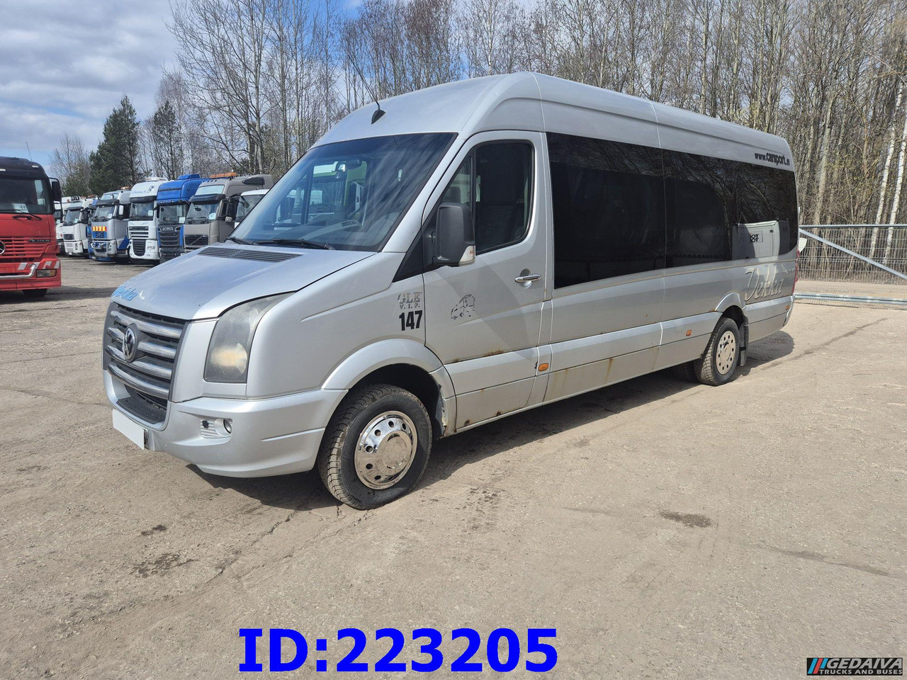 VOLKSWAGEN Crafter VIP - 17-seats - Euro5 - Bus pariwisata: gambar 1 VOLKSWAGEN Crafter VIP - 17-seats - Euro5 - Bus pariwisata: gambar 1