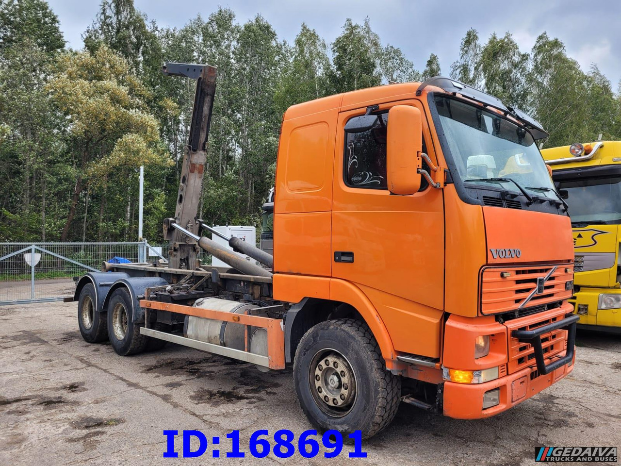 VOLVO FH12 380HP 6x2 10tyre Hook Tipper - Hook lift: gambar 4 VOLVO FH12 380HP 6x2 10tyre Hook Tipper - Hook lift: gambar 4