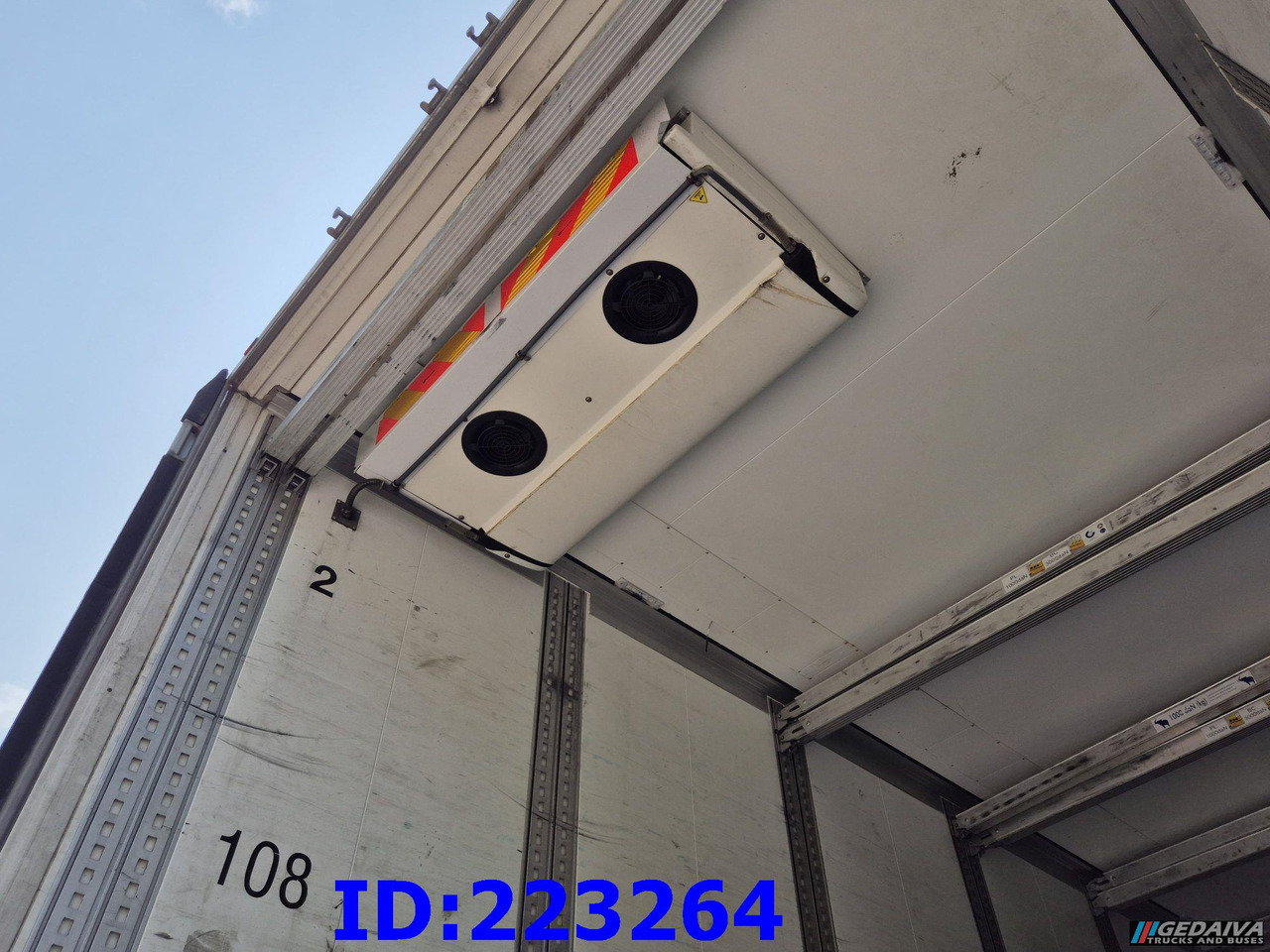 VOLVO FH13 460HP 6x2 Steering axle Euro6 - Truk berpendingin: gambar 5 VOLVO FH13 460HP 6x2 Steering axle Euro6 - Truk berpendingin: gambar 5