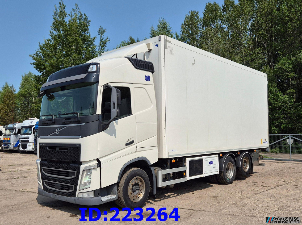 VOLVO FH13 460HP 6x2 Steering axle Euro6 - Truk berpendingin: gambar 1 VOLVO FH13 460HP 6x2 Steering axle Euro6 - Truk berpendingin: gambar 1