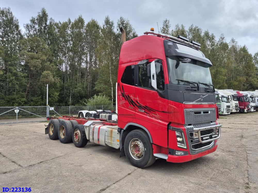VOLVO FH16 750HP - 8x4 -Big Axles - Truk sasis: gambar 4 VOLVO FH16 750HP - 8x4 -Big Axles - Truk sasis: gambar 4