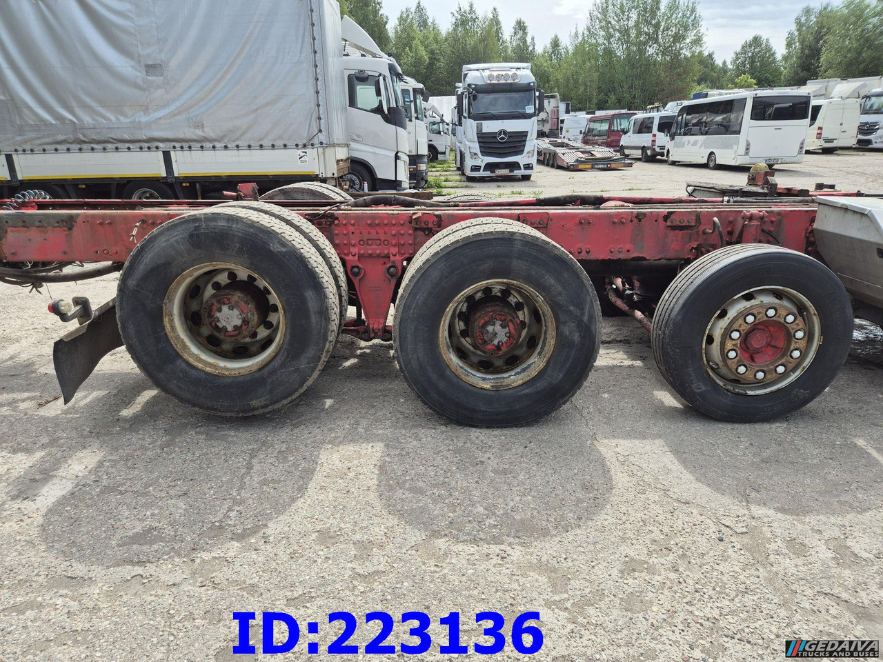 VOLVO FH16 750HP - 8x4 -Big Axles - Truk logging: gambar 5 VOLVO FH16 750HP - 8x4 -Big Axles - Truk logging: gambar 5