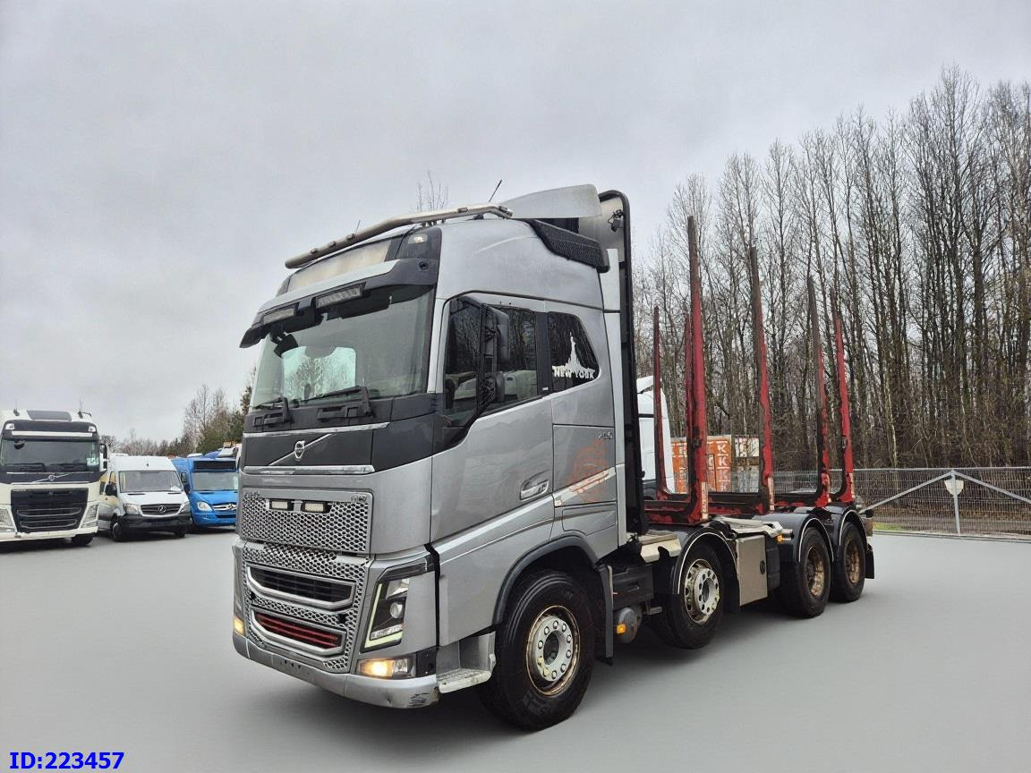 VOLVO FH16 750HP 8x4 Big axles - Truk logging: gambar 1 VOLVO FH16 750HP 8x4 Big axles - Truk logging: gambar 1