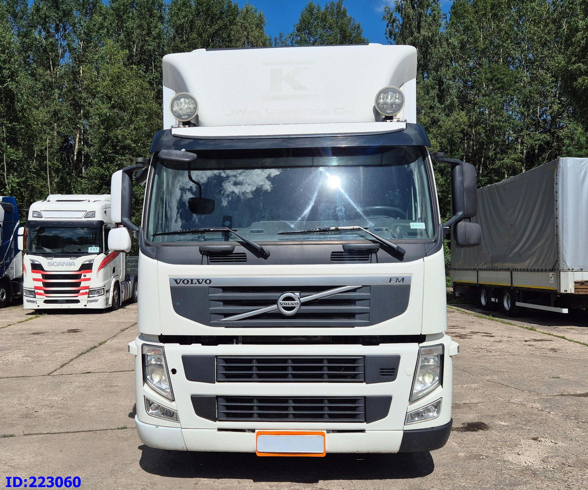 VOLVO FM 410HP - 6X2 - Euro5 -Steering axle - Truk berpendingin: gambar 2 VOLVO FM 410HP - 6X2 - Euro5 -Steering axle - Truk berpendingin: gambar 2