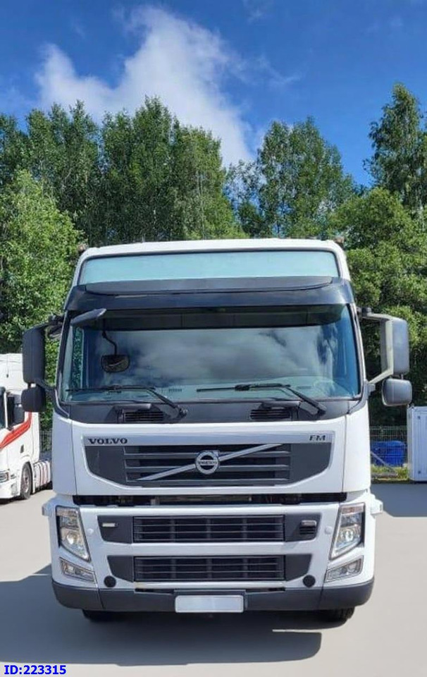 VOLVO FM 500HP 6x2 Euro5 - Truk sasis: gambar 2 VOLVO FM 500HP 6x2 Euro5 - Truk sasis: gambar 2