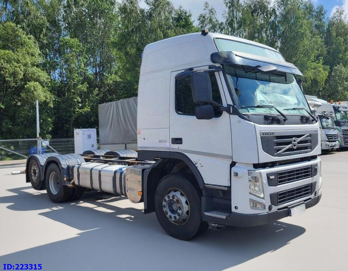VOLVO FM 500HP 6x2 Euro5 - Truk sasis: gambar 4 VOLVO FM 500HP 6x2 Euro5 - Truk sasis: gambar 4