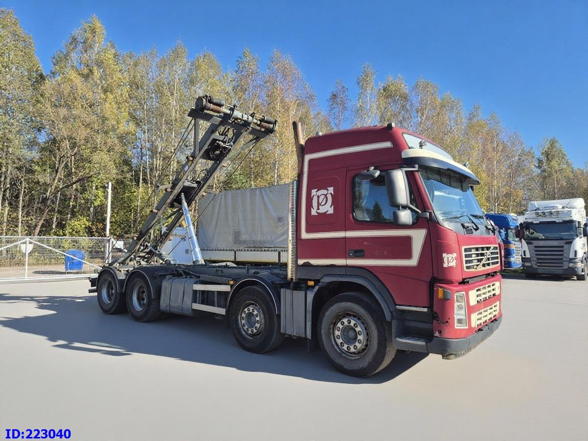 VOLVO FM12 420HP 8x2 - Truk jungkit: gambar 4 VOLVO FM12 420HP 8x2 - Truk jungkit: gambar 4