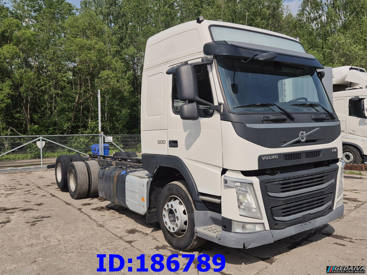 VOLVO FM13 500HP 6x2 - Truk sasis: gambar 4 VOLVO FM13 500HP 6x2 - Truk sasis: gambar 4