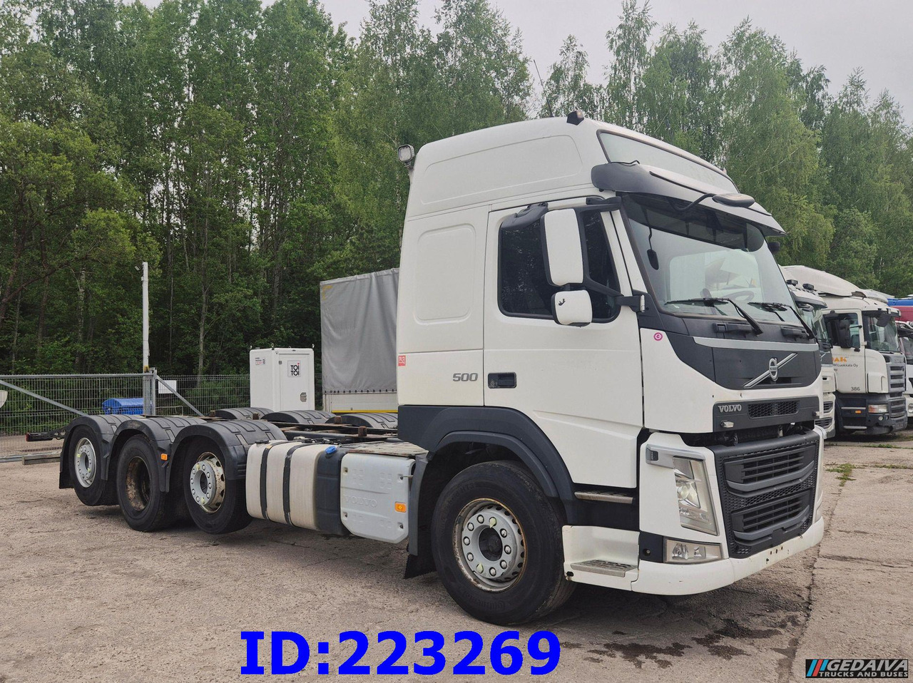 VOLVO FM13 500HP 8x2 (2 steering axels) - Truk sasis: gambar 4 VOLVO FM13 500HP 8x2 (2 steering axels) - Truk sasis: gambar 4