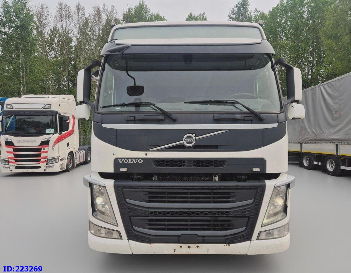 VOLVO FM13 500HP 8x2 (2 steering axels) - Truk sasis: gambar 2 VOLVO FM13 500HP 8x2 (2 steering axels) - Truk sasis: gambar 2