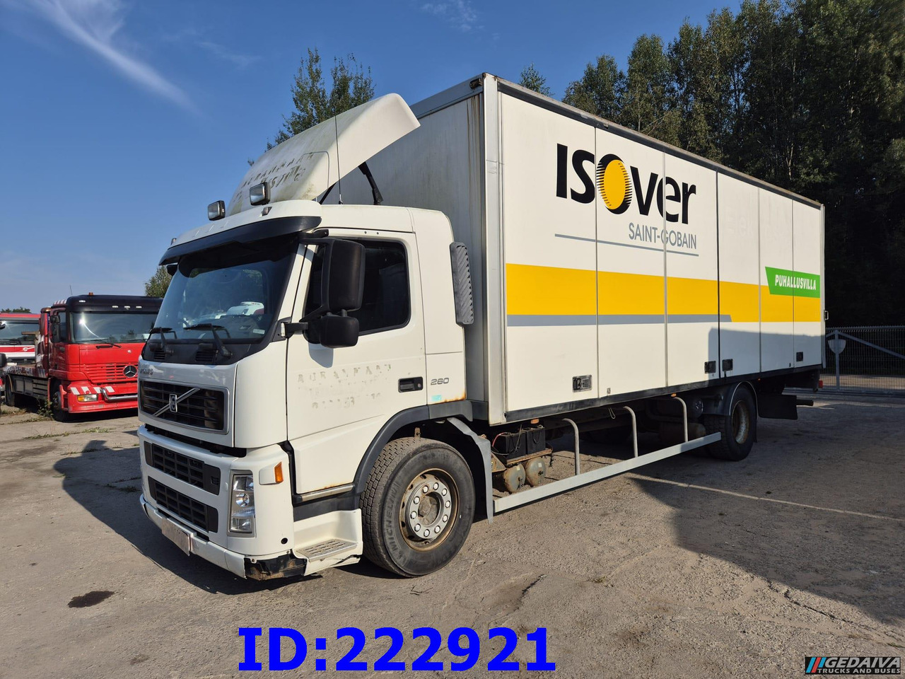 VOLVO FM9 260HP - Truk box: gambar 1 VOLVO FM9 260HP - Truk box: gambar 1