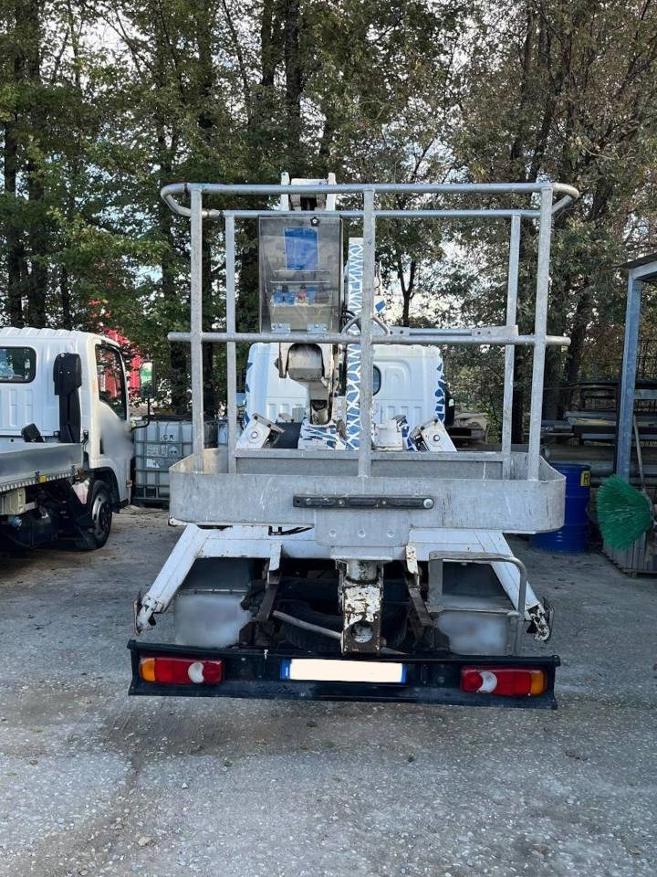 CTE Z 19 - Platform udara yang dipasang di truk: gambar 3 CTE Z 19 - Platform udara yang dipasang di truk: gambar 3