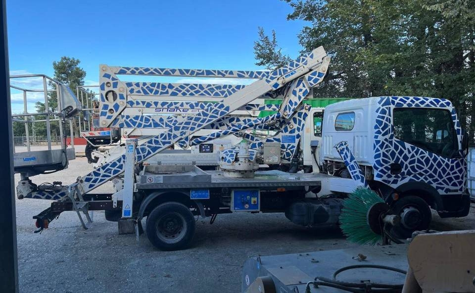 CTE Z 19 - Platform udara yang dipasang di truk: gambar 1 CTE Z 19 - Platform udara yang dipasang di truk: gambar 1